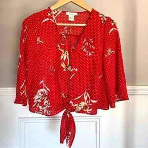 URBAN Romantics Red Polka Dot and Floral V Neck Flowy Crop Top Blouse Size Small